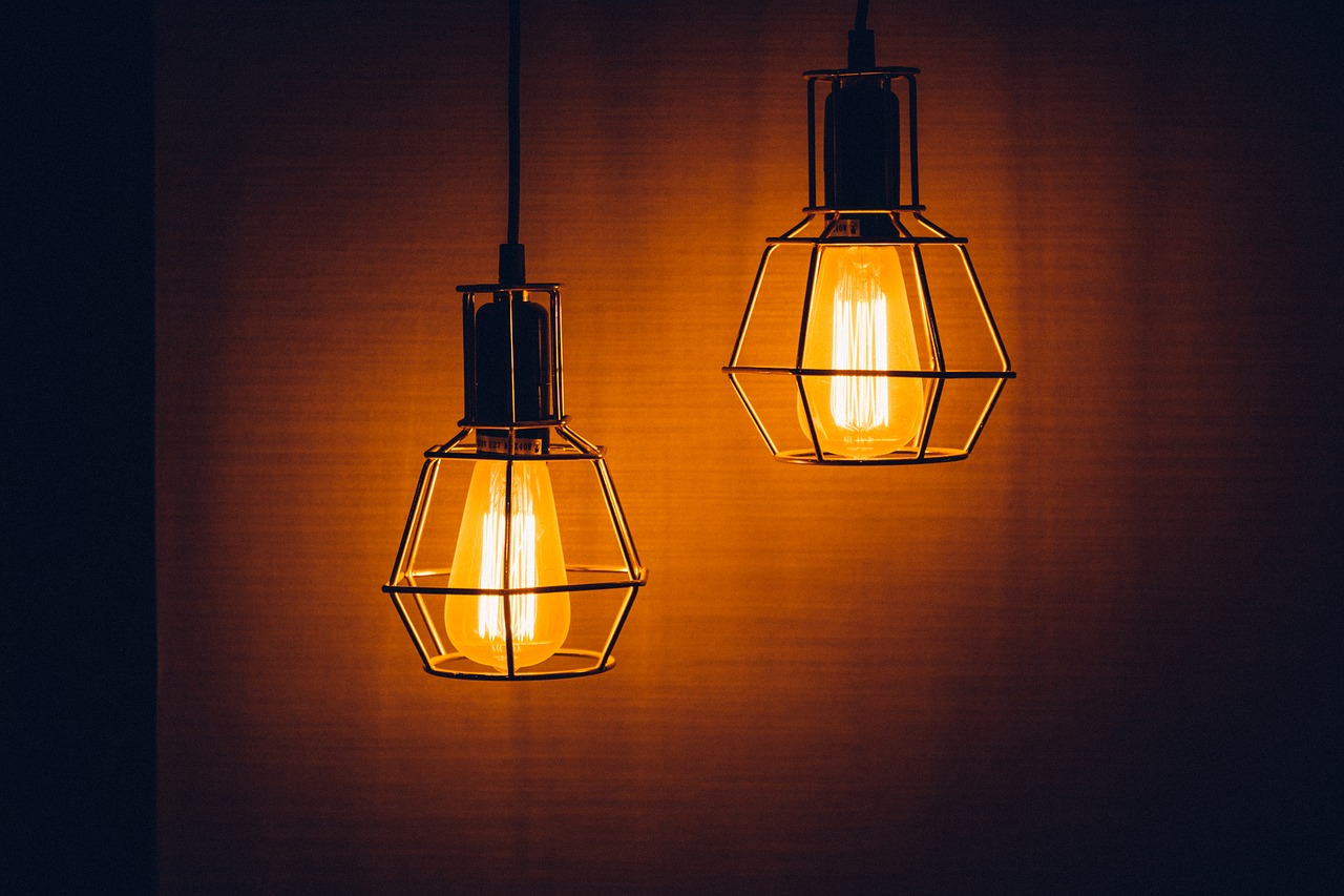 Szukasz designerskich lamp? Zajrzyj do internetu!